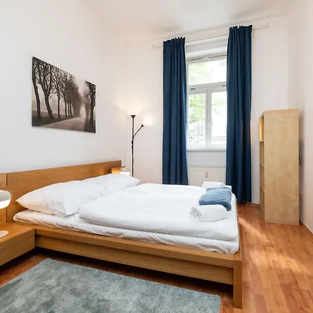 Apartamento Cozy Letna Flat Walk To Center *