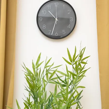 Apartamento Cozy Letna Flat Walk To Center *